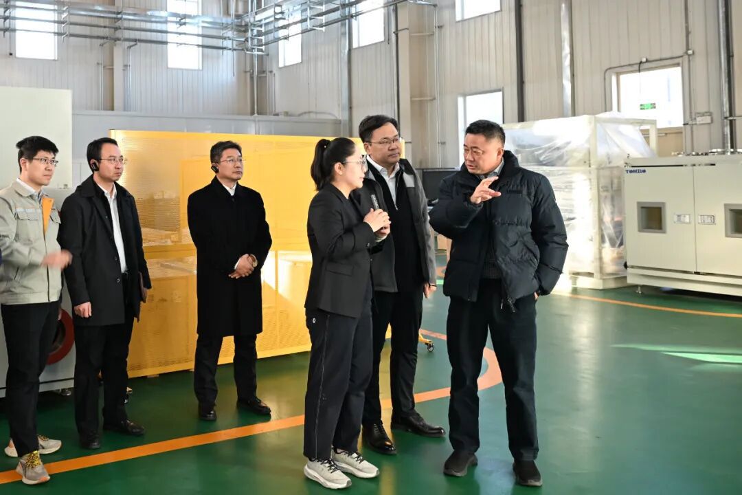 秦汉军调研雷竞技免费下载游戏所属在京单位